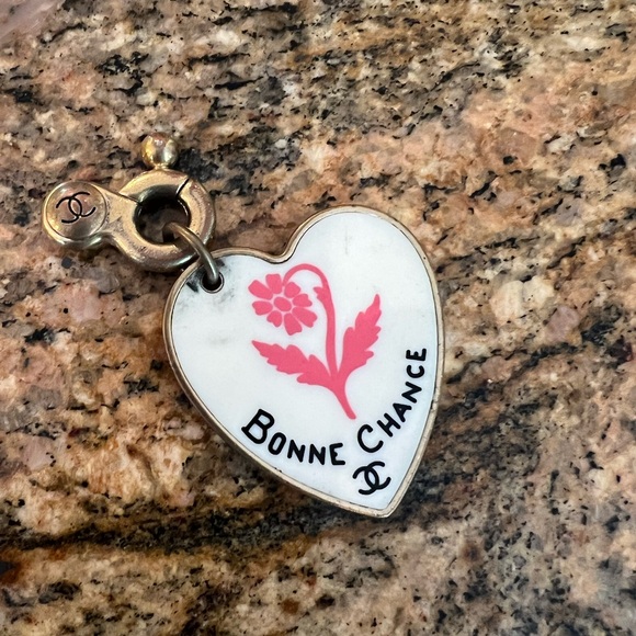 Chanel key chain - Picture 1 of 2